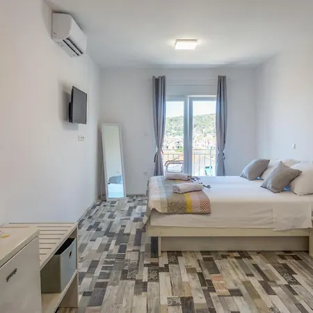 Apartments Luksa - Zf Hvar Hvar Town Exterior foto
