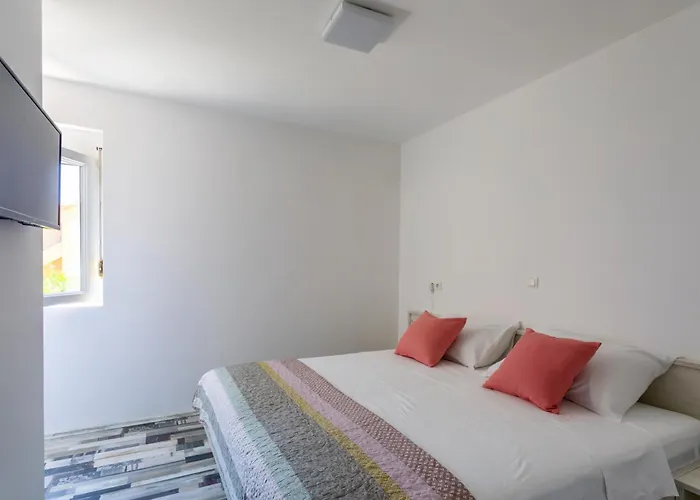 Apartments Luksa - Zf Hvar