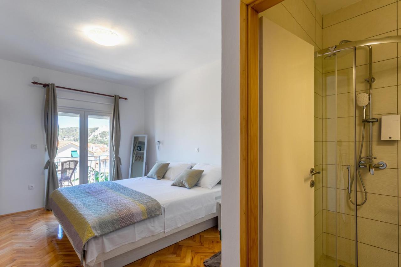 Luksa - Zf Hvar Hvar Town
