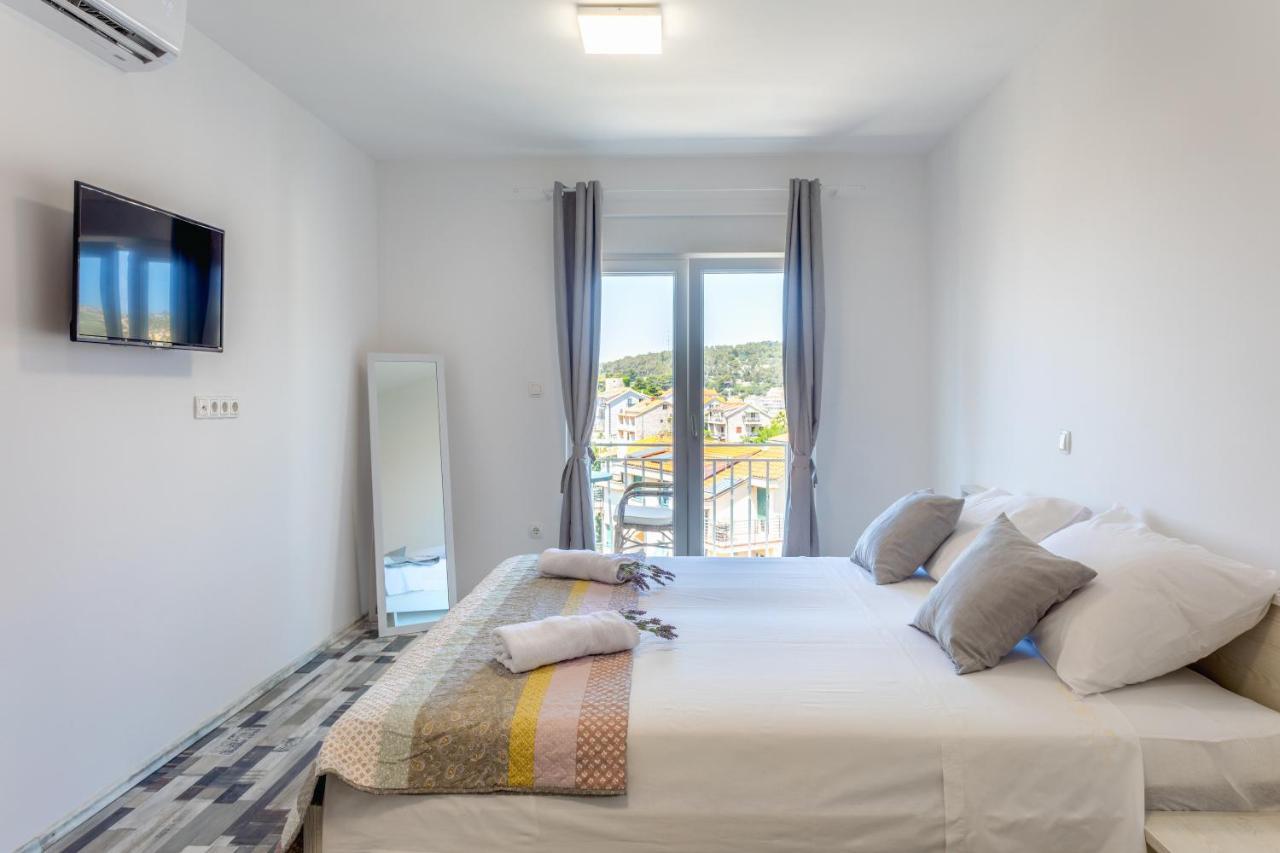 Luksa - Zf Hvar Apartamento *