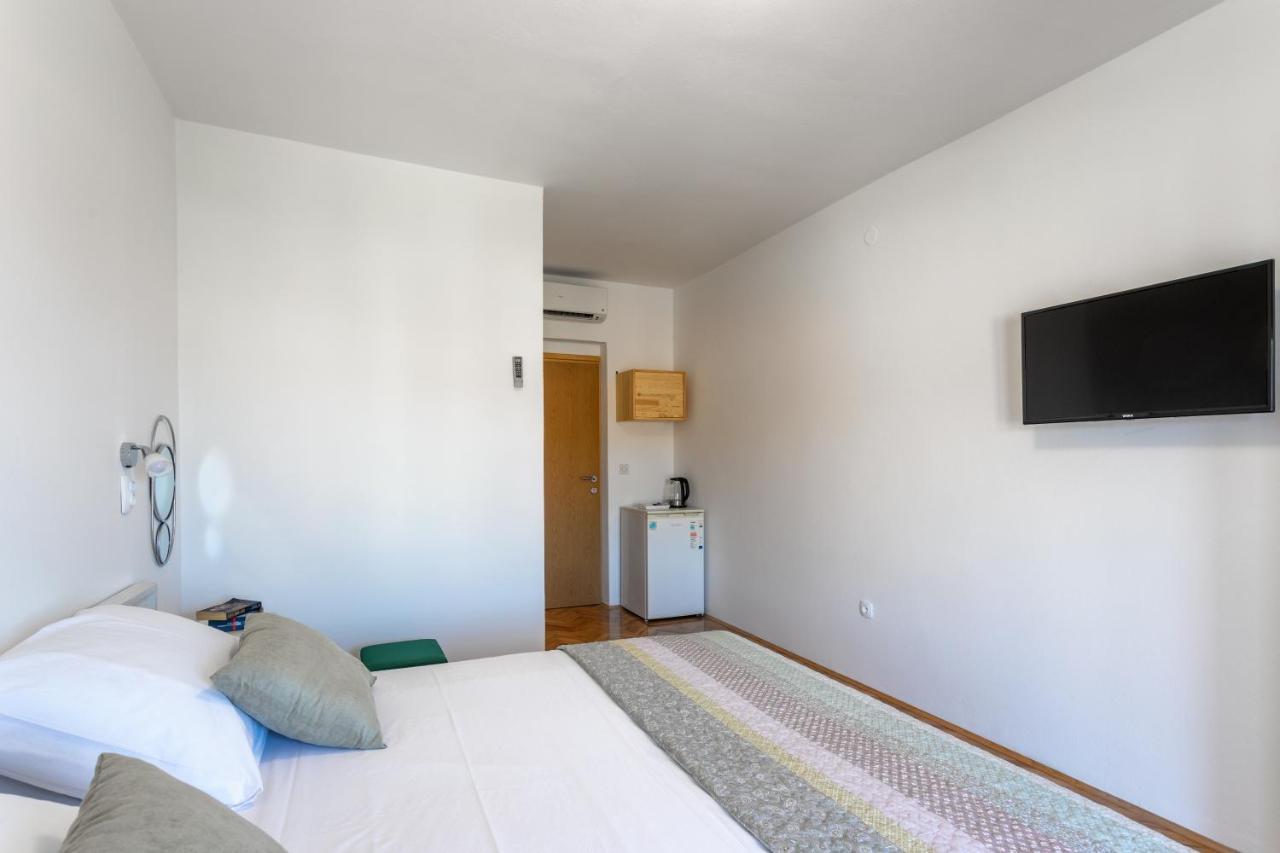Luksa - Zf Hvar Apartamento *